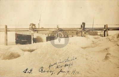 Crosby Great Lakes ferry stuck in ice City of South Haven RPPC Postcard COPY