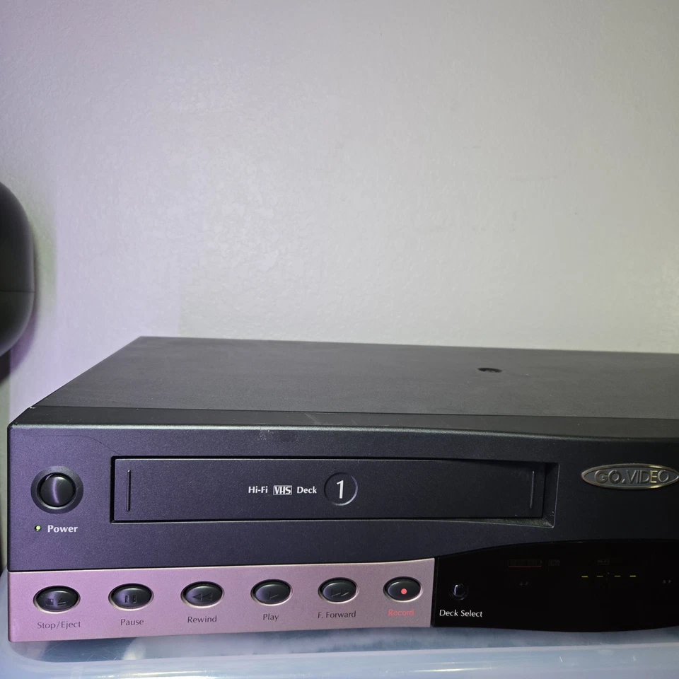 Gravador GoVideo DDV9550 Dual Deck VHS VCR Hi-Fi player estéreo testado funcionando - Imagem 3 de 4