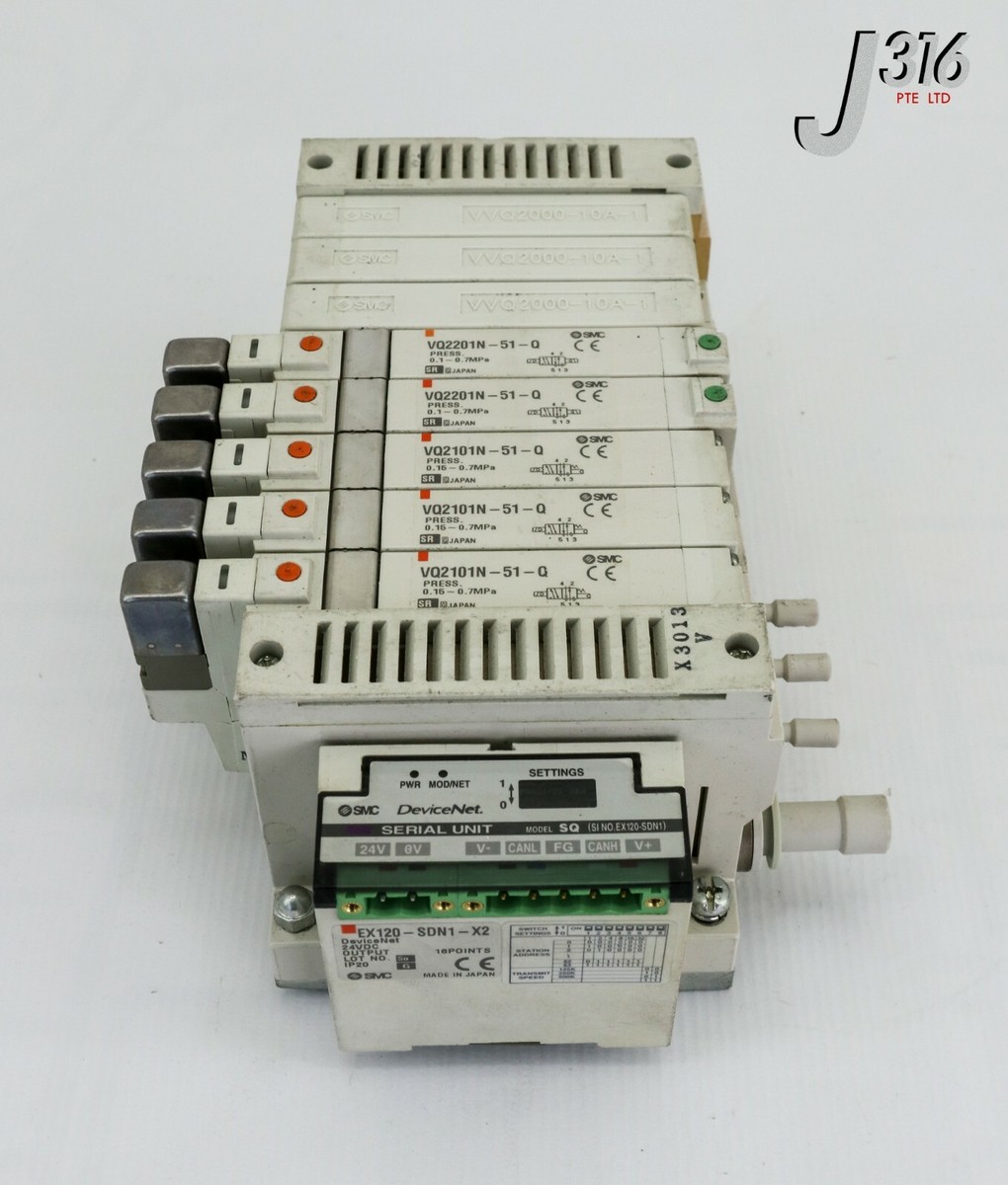 25553 SMC 8 SLOT SOLENOID MANF W/ 3X VQ2101N-51-Q, 2X VQ2201N-51-Q