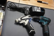 Makita Twin Set 10.8v Li-Ion Cordless HP330D Combi Drill TD090D Impact Driver 