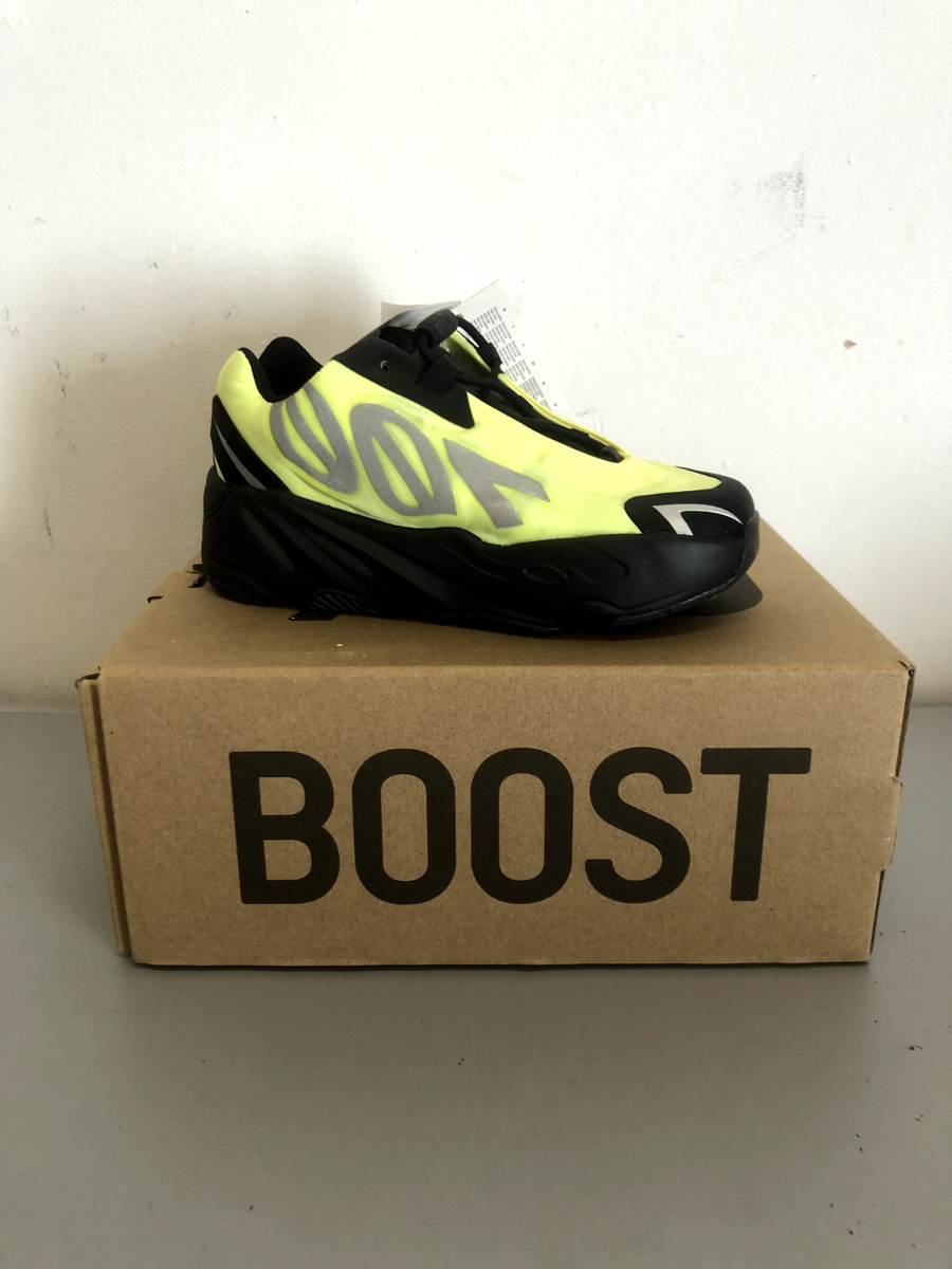 Adidas Yeezy Boost 700 MNVN Infants UK
