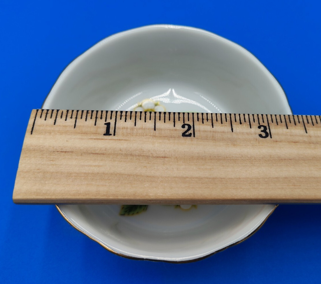 Vintage John Wagner & Sons Strawberry Basket Weave Small Bowl Ivyland PA Japan