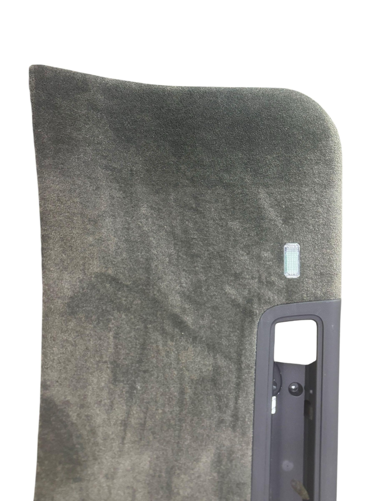 2016-2020 BENTLEY BENTAYGA REAR TAIL & LIFTGATE TRUNK LOWER COVER MOULDING *RIP*