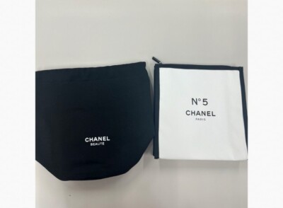 2023 CHANEL La Collection Black + No.5 White Novelty Pouch