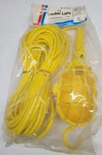 TRW 50 FT HD Mechanics Underhood Trouble Work Light w/ Outlet 18/3 SJT Made USA