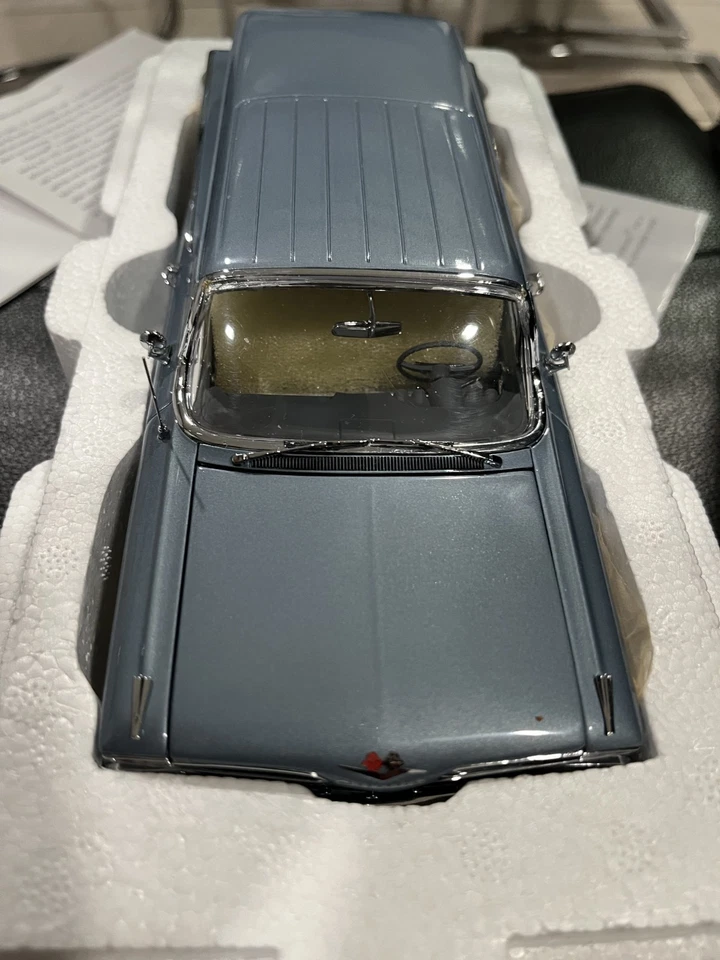 WEST COAST PRECISION DIE CAST: 1961 CHEVROLET SEDAN DELIVERY, BLUE,  1/24. - Image 4 of 4