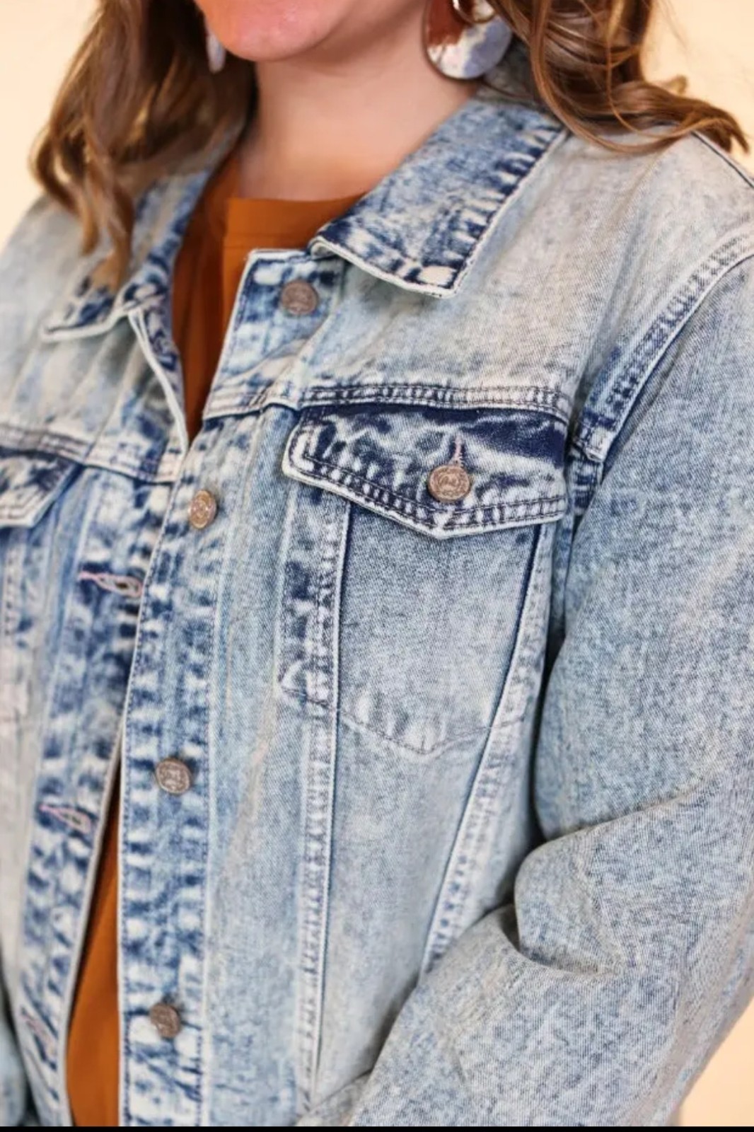 NWT  Women's Grace & Emma Distressed Looking Denim Jean Jacket Size L Button Up