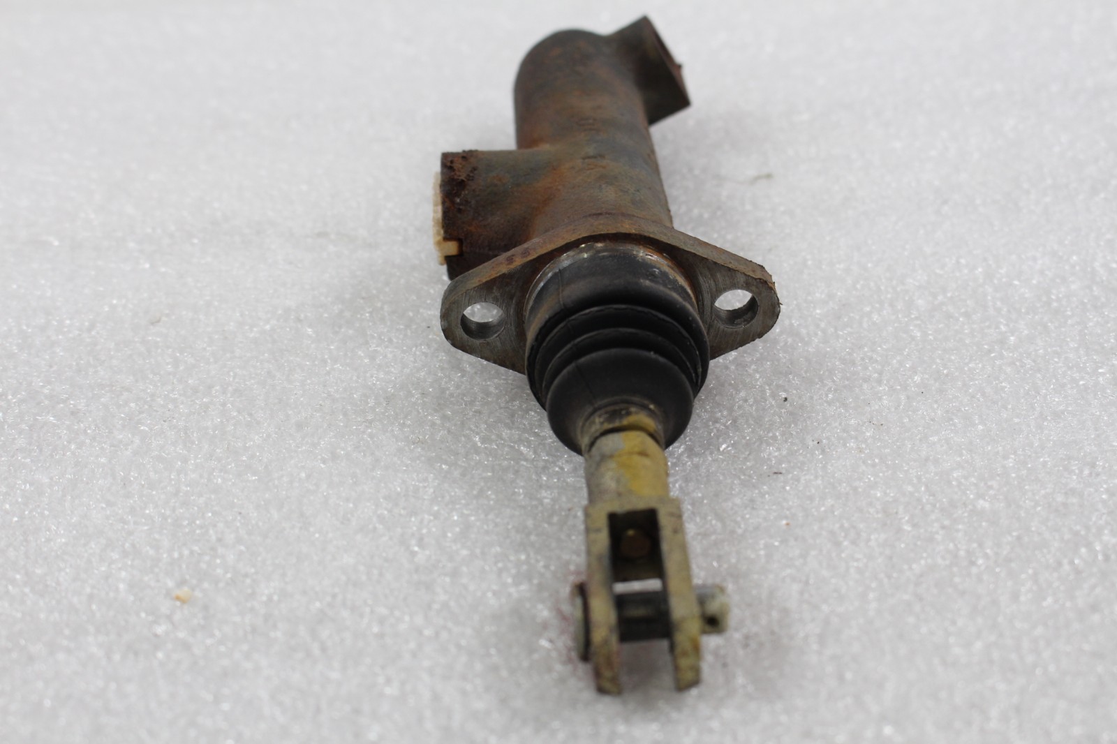 Ferrari Mondial, Brake Master Cylinder, Needs Rebuild, Used, P/N 116093