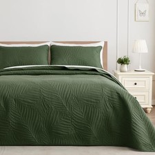 King Size Quilt Bedding Set, Lightweight Olive Green Quilts King Size for All