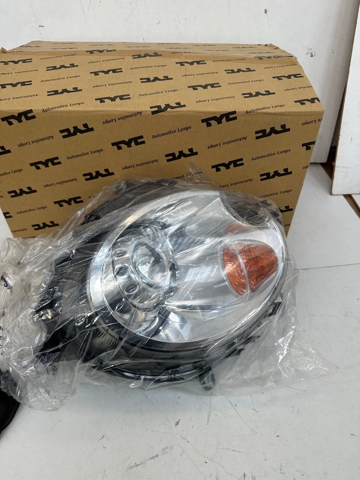 FRONT RIGHT HEADLIGHT FOR BMW MINI COOPER R57 R58 R59 XENON 63127269988 - Image 2 of 4