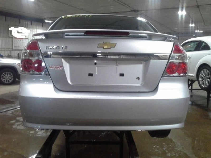 2004-2011 Chevy Aveo Driver Left Front Spindle Knuckle OEM - Image 4 of 4