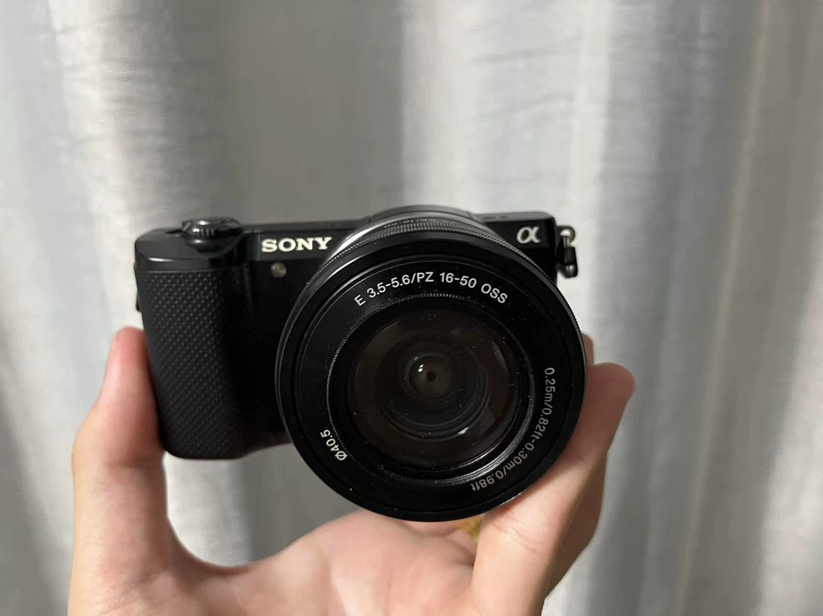 【美品 箱付き】ソニー Sony Alpha a5000 E PZ 16-50 SONY α5000 E 3.5-5.6/PZ 16-50 OSS