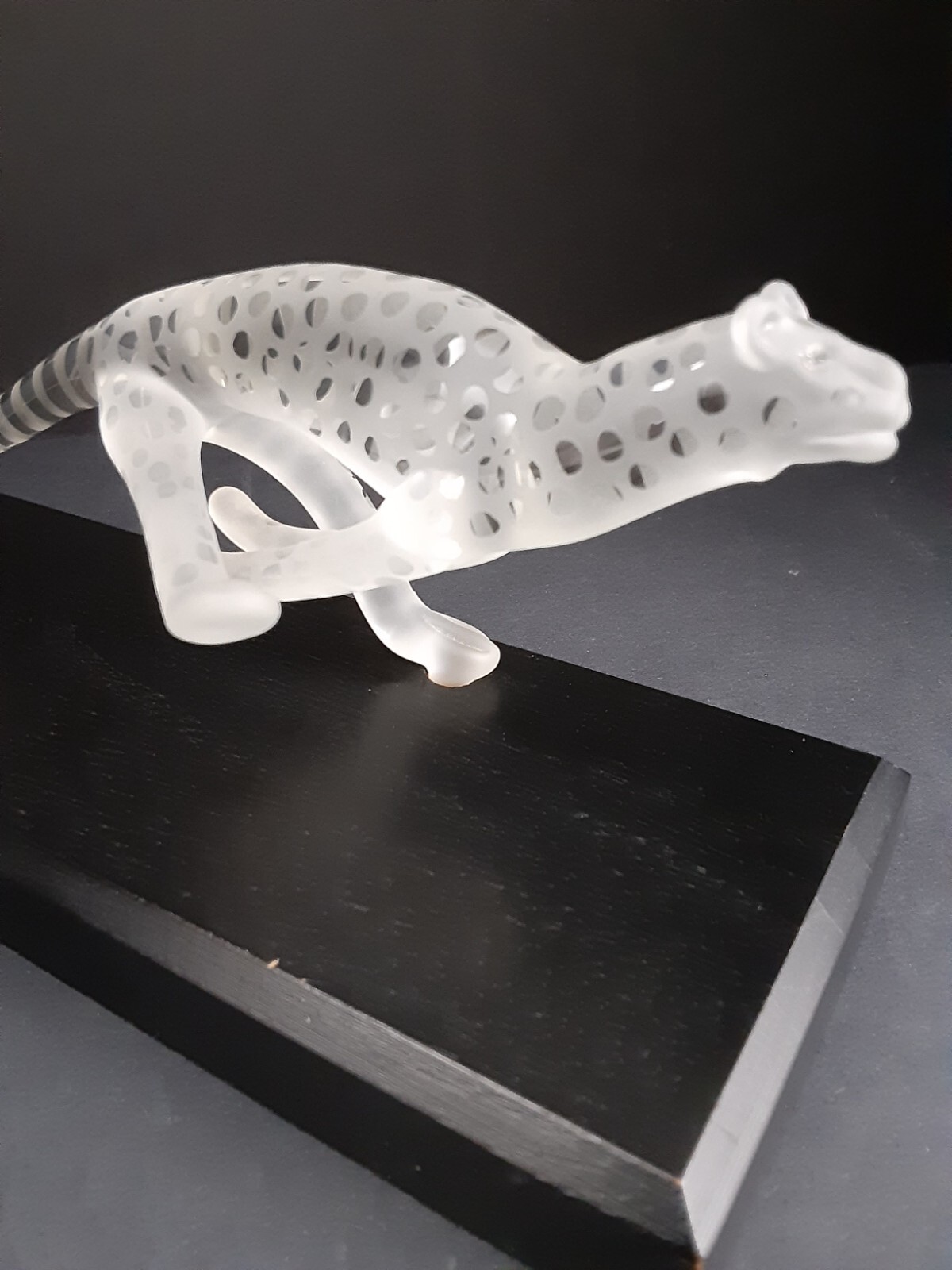 Vintage 1998 MILON TOWNSEND ART GLASS Sculpture Running Cheetah