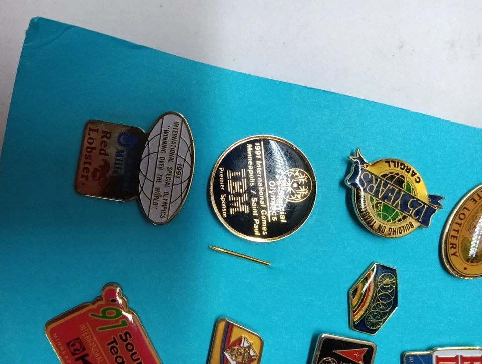 21 Lapel Pins Special Olympics, Judge IBM Gm Red Lobster Disney And More - Image 2 of 4
