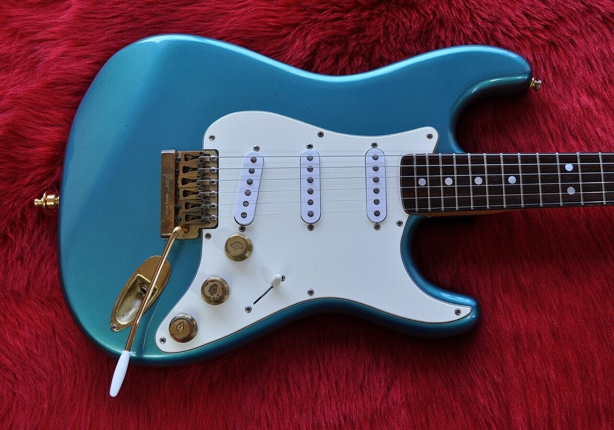 グレコ　Stratocaster 　日本製　ジャンク Yahoo!オークション -「グレコ ストラトキャスター」(エレキ