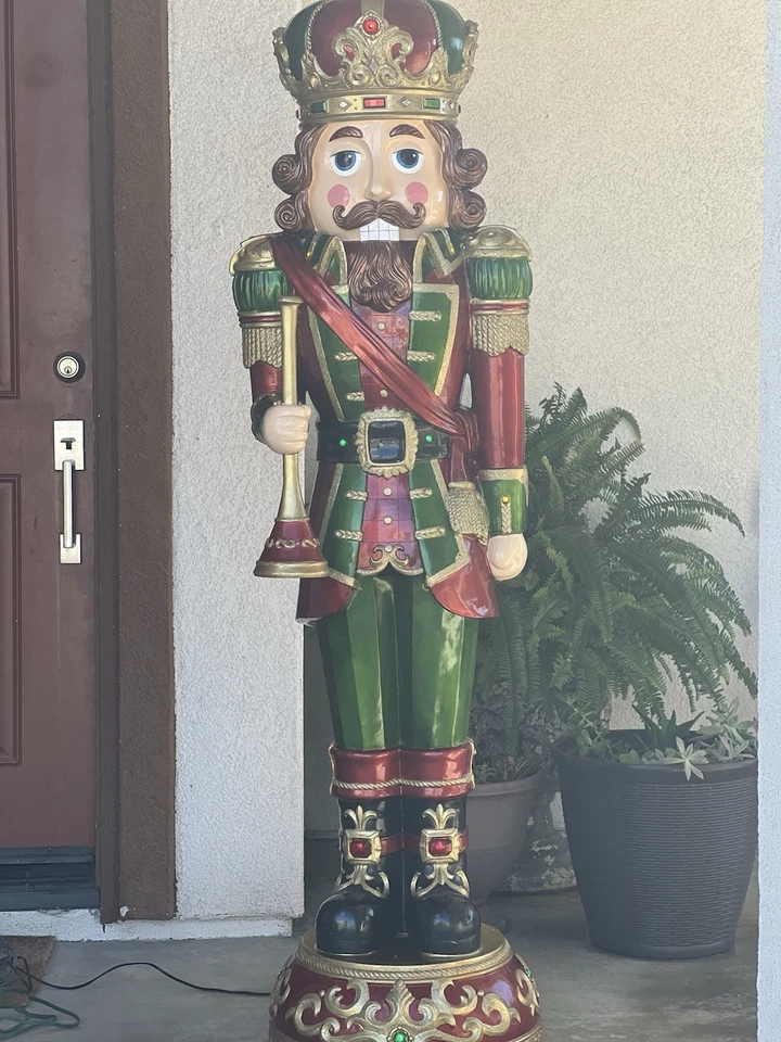 Светодиодный щелкунчик Costco, 6 футов, светодиодные фонари и музыка - Изображение 2 из 4