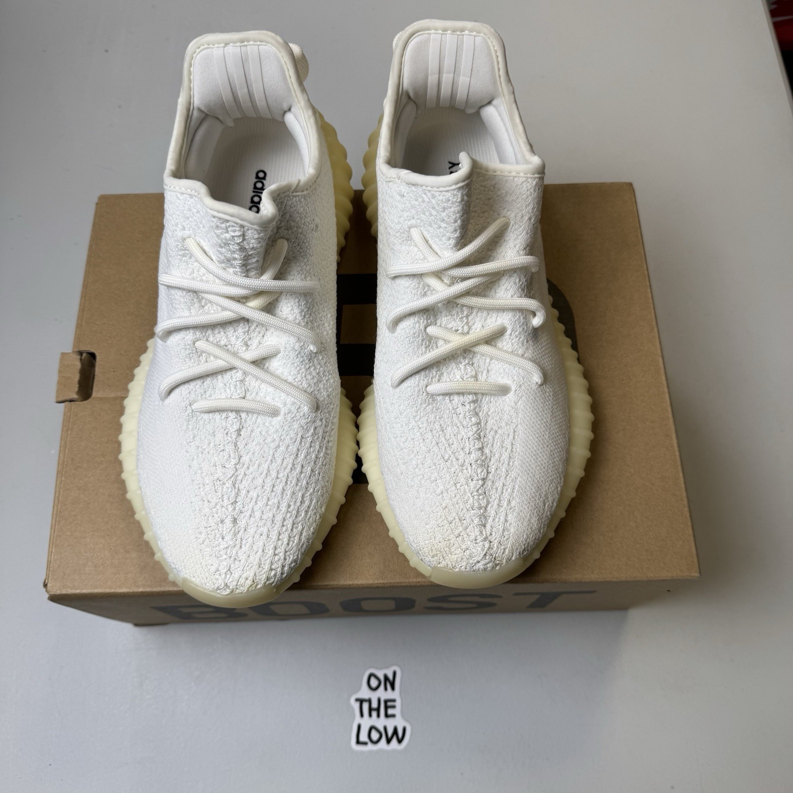 Adidas Men's Yeezy Boost 350 V2 Cream Triple White | CP9366 | Size 7 Mens thumbnail 3