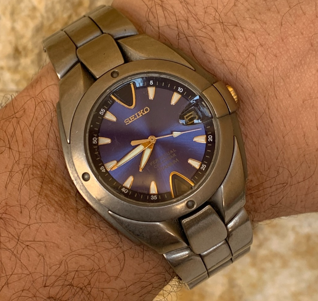 Vintage Seiko 8F32-004A Titanium Perpetual Calendar 100m Blue Vintage Seiko 8F32-004A Titanium Perpetual Calendar 100m Blue