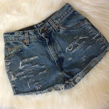 VINTAGE Levi  s High Rise cut off shorts Size 5