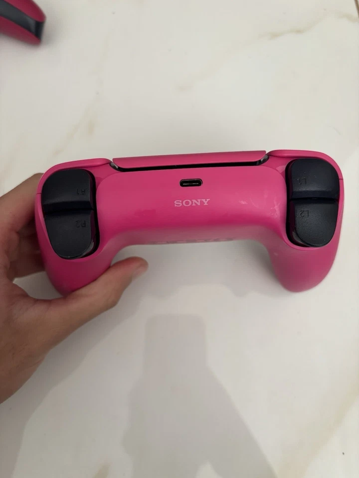 Dualsense PS5 Controller Nova Pink ND/SD Dispatch!📦✅ - Image 2 of 4