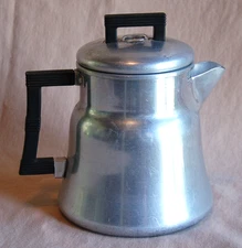 Wear-Ever Aluminum Percolator ~ Stovetop Coffee Pot ~#3008 ~ USA Made ~ Vtg.