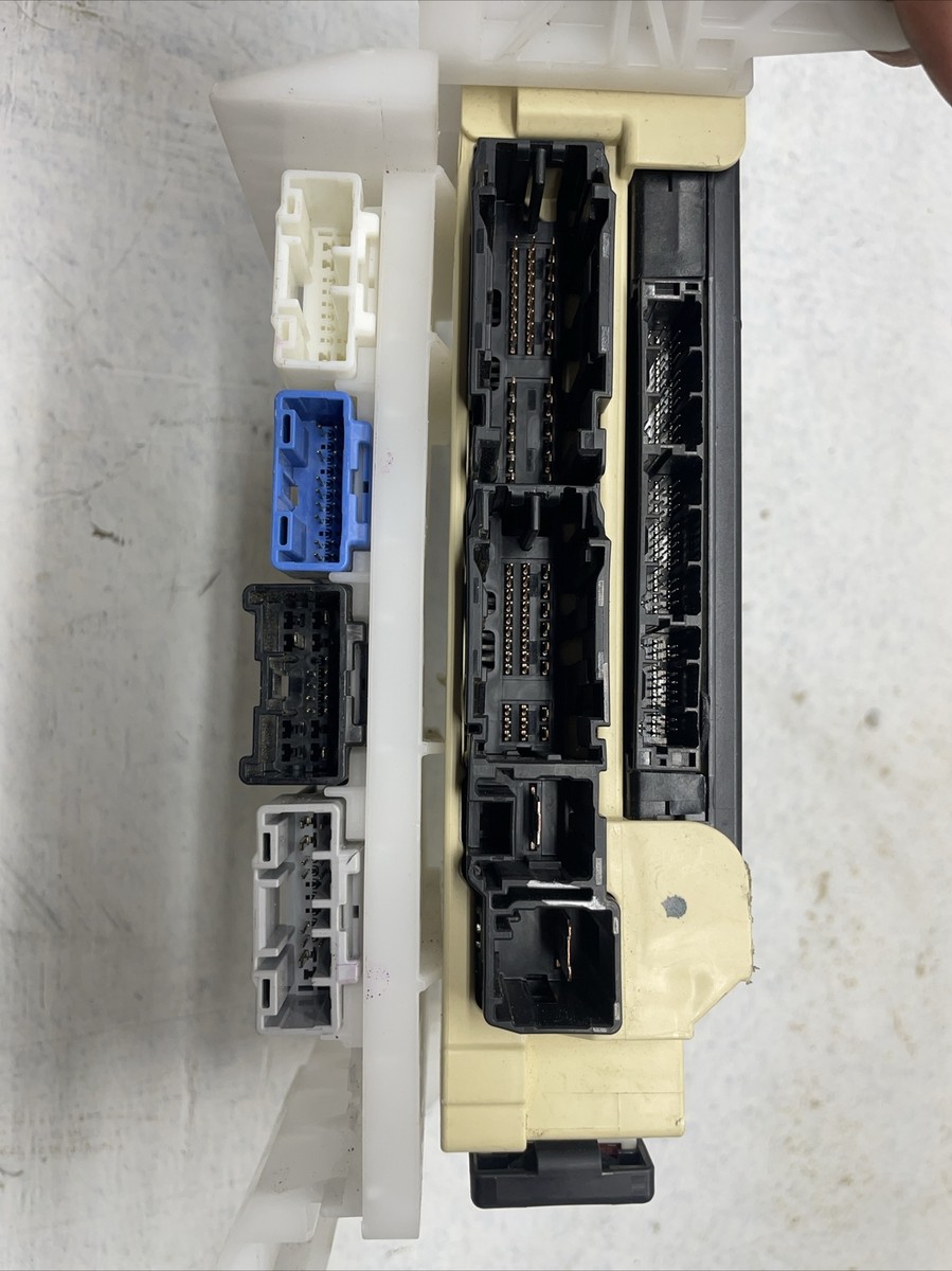 2018-2020 Toyota Camry Multiplex Body Control OEM Part ID