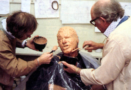 HAN SOLO IN CARBONITE LIFE-SIZE Life Cast Life Mask in Lightweight White Resin - Picture 5 of 6