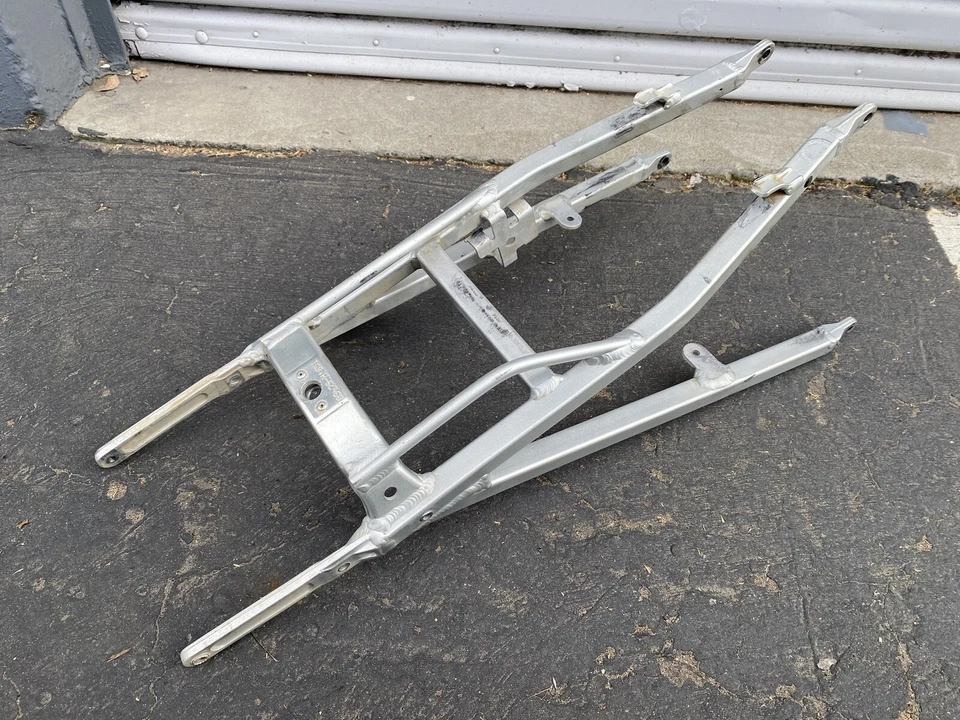 10 Husqvarna TE450 Rear Subframe Sub Frame Assembly TE FC 450 OEM -07 Foto 2 de 4