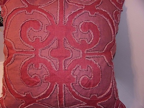 Square Pillow Rose Pink 20"x20" SURYA Fushia Raised Design Amelia Geometric - Picture 3 of 5