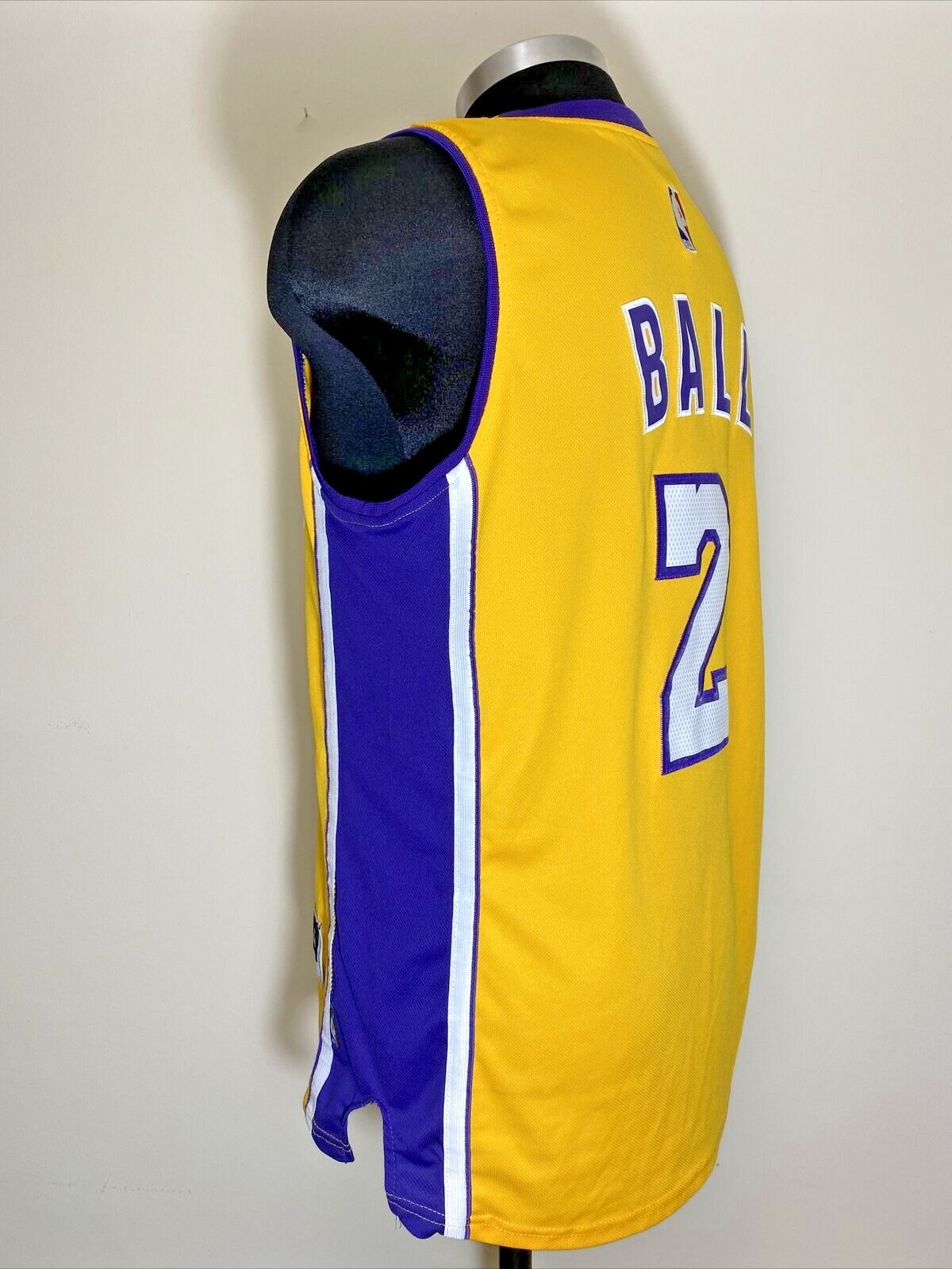 Picture 4 of 9