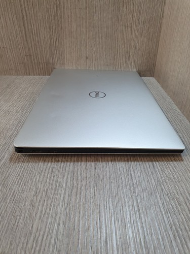 Dell XPS 13 9370 i5-8250U @ 1.6GHz 8GB DDR4 256GB SSD Grade C EA1707 - Picture 8 of 10