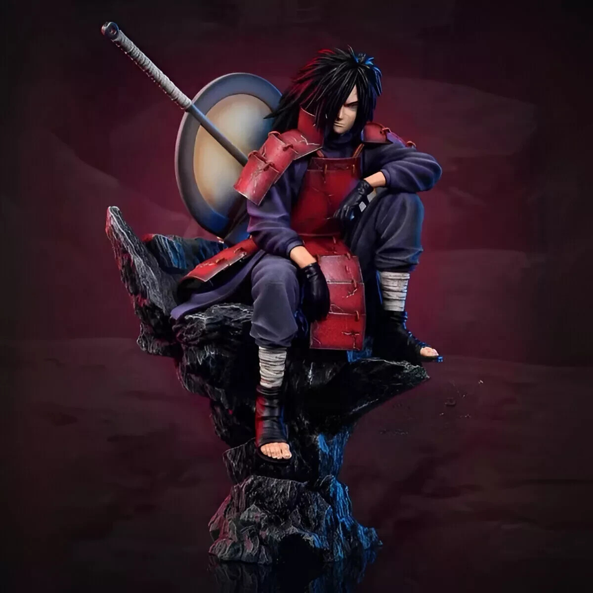 Figurine de Madara Uchiha de 30 cm pour décorer votre bureau ou votre étagère de manga shonen
