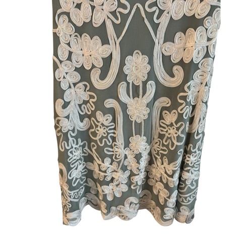 Abito Sundance Cammeo Senza Maniche Salvia Taglia Grande Scollo V Applique Floreale - Foto 3 di 5