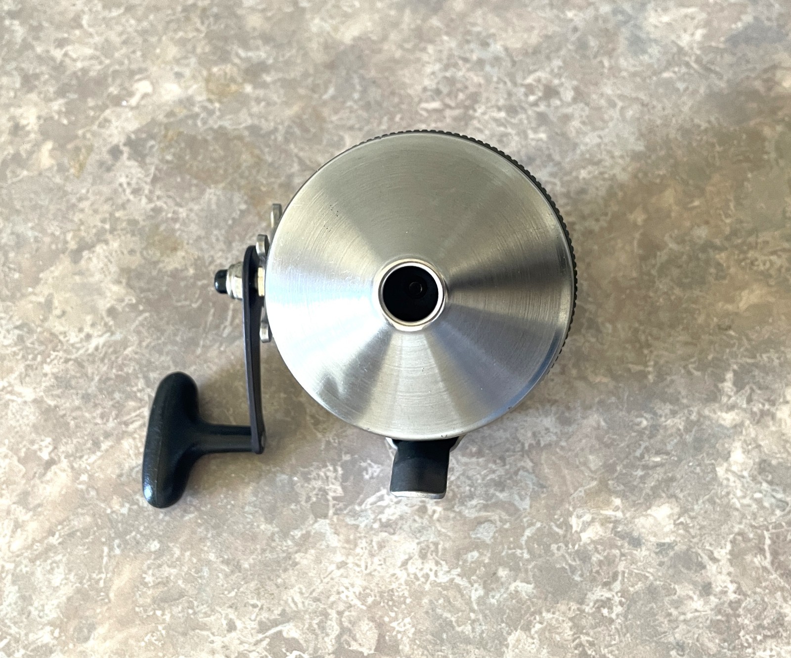 Vtg. Zebco 888 Pro Staff USA made, cleaned serviced and tested, works great. (B)