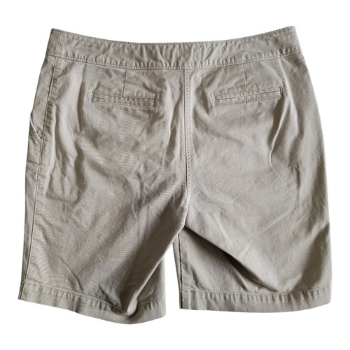 Tommy Bahama Shorts Women Tan Mid Rise Bermuda Walking Shorts Size 4 - Picture 2 of 10