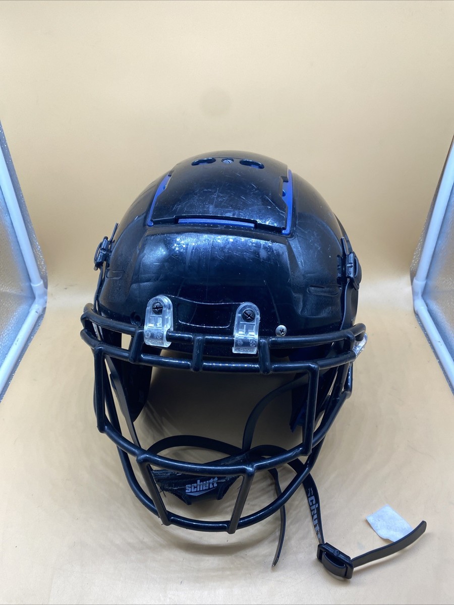 f7 helmet lx1 Youth with attached carbon steel faceguard SUREFIT inflatable liners in the crown and along the back and sides Helps enhance independent movement from the helmet to protect against rotational forces Front pad made from TPU Schutt F7 LX1 Youth Football
