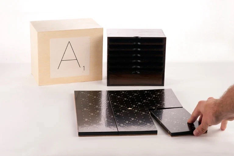 Extremely Rare 2012 Scrabble Typography Edition Andrew Capener 1st Ed 0416/1200 - Image 2 of 4