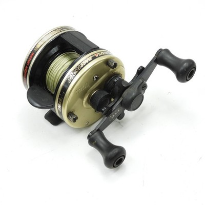 Abu Garcia アンバサダー4600 Abu Garcia Ambassadeur Light Cast 4600 CB Bait Casting Fishing