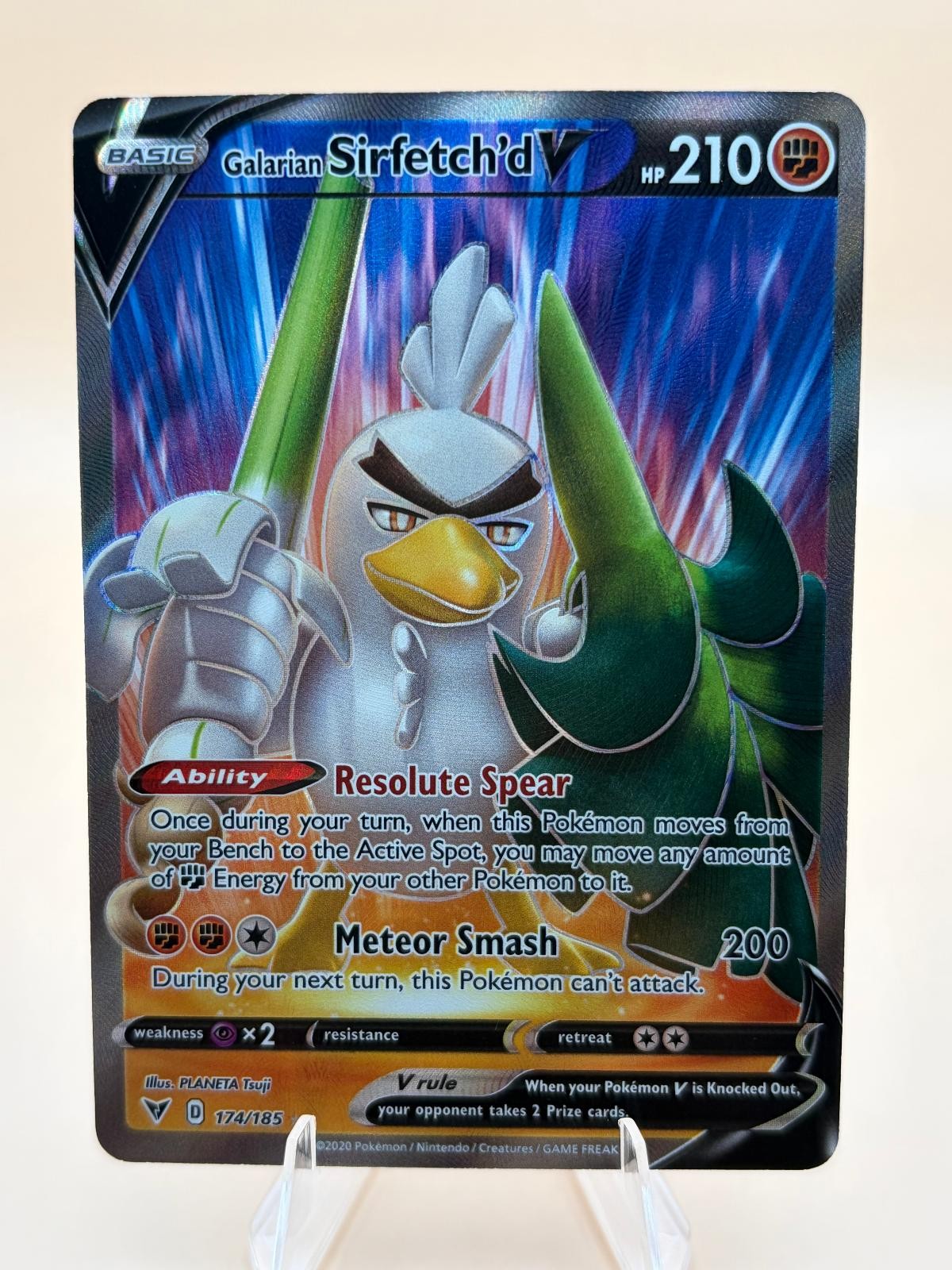 Galarian Sirfetch'd V 174/185 Ultra Rare Vivid Voltage Pokemon Near Mint