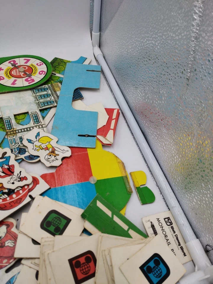 RARO A Visit To Walt Disney World Magic Kingdom Juego de Mesa 1973 Milton Bradley Foto 4 de 4
