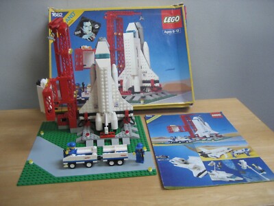 *Incomplete* LEGO 1682 Space Shuttle & Instructions *Missing 2 Blue Seats* 1990