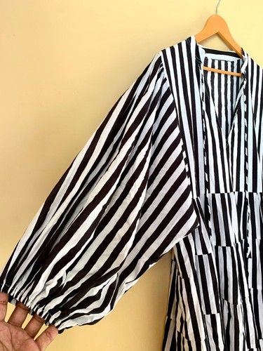 Black & white Cotton Handblock Prints & Summer Cotton Dress Beautiful gift item - Picture 2 of 6