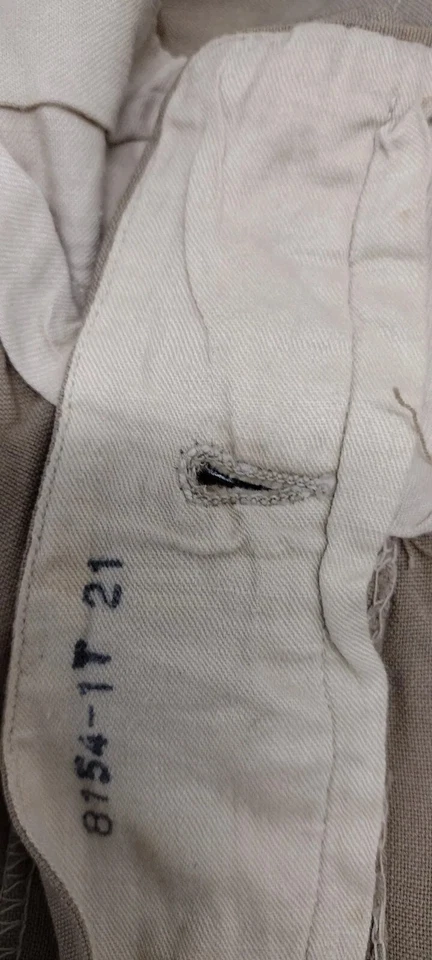 Vintage Mens 1940s Military Pants Beige Slacks Gabardine Wool Waist 29 Inseam 29 - Image 4 of 4