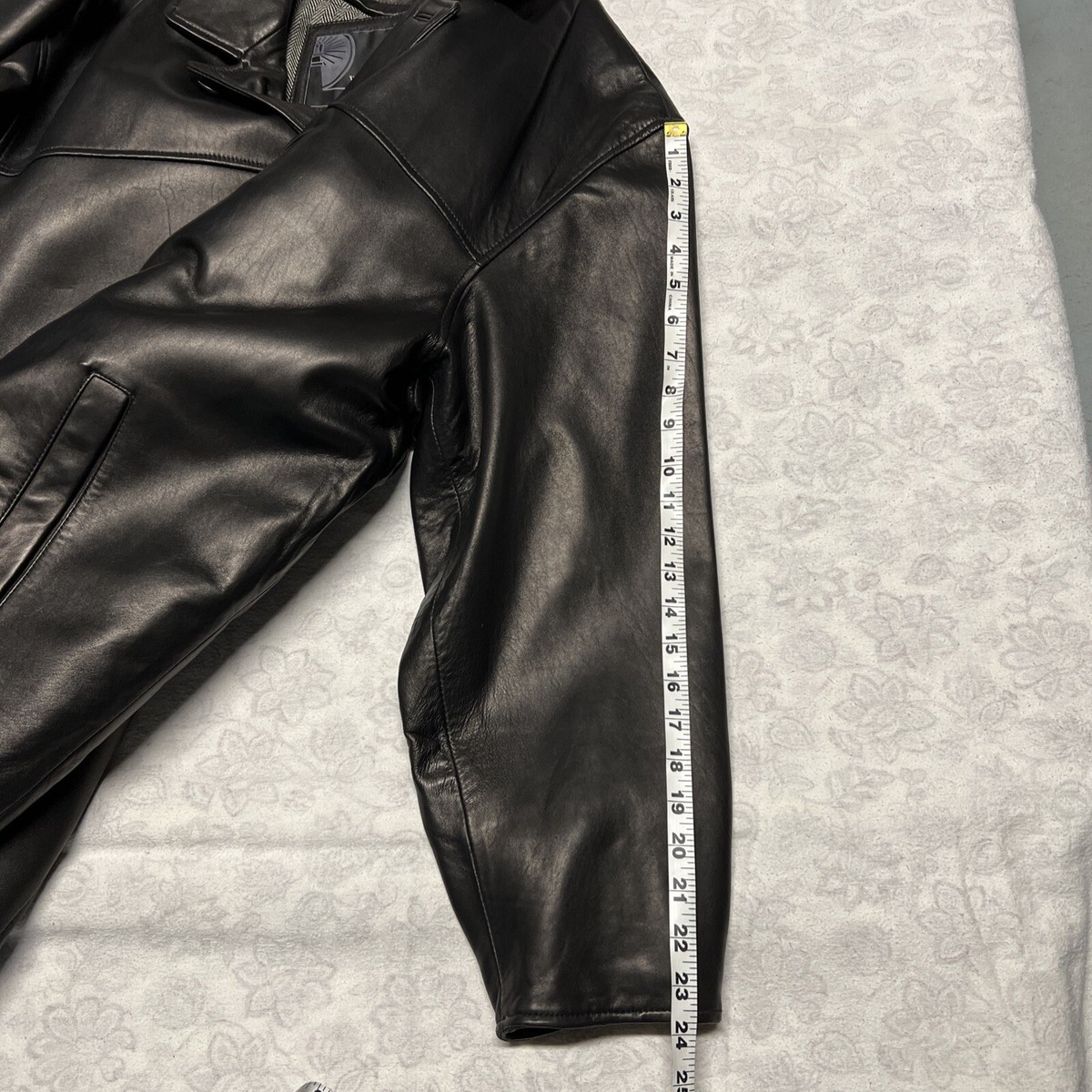 ジャケット・アウター VEIN NY SEE THROUGH TAFFETADOWN JACKET Cut Resistant Jackets - Zipped with Breathable Underarms and