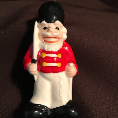 Goebel Christmas Ornaments Lot of 2 Porcelain Santa & Soldier Great Condition - Picture 4 of 6