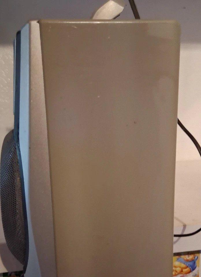 USED-RARE-Original AIWA Stereo System w/Cassette Deck-[NOT WORKING] - Image 4 of 4