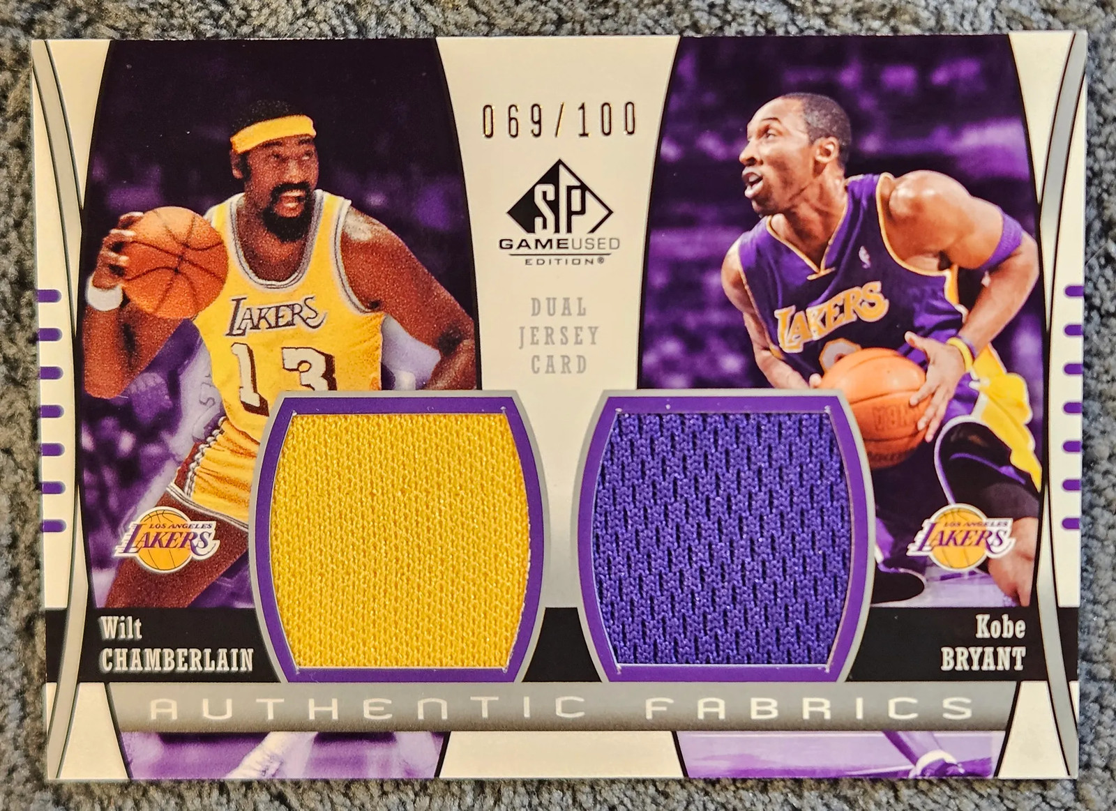 2004 SP Game Used Edition Wilt Chamberlain Kobe Bryant Game-Used Jersey /100
