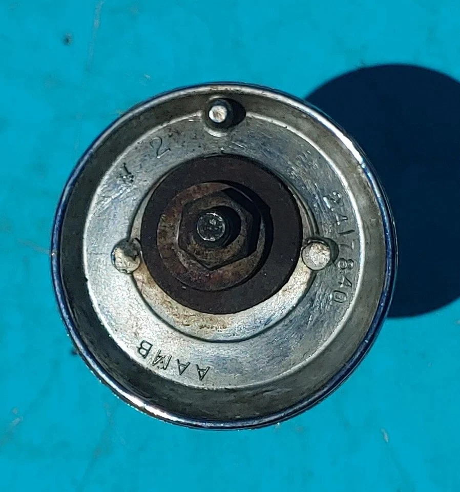 Dodge 880 1963 capó adorno Dodge Custom 880 Dodge 880 Station Wagon emblema  Foto 3 de 4