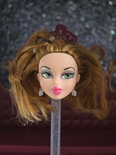 Bratz Original Y2k Meygan Strut It Puppenkopf