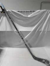 True A5.2 SBP Hockey Stick SR 75 Flex TC4 Right Handed Composite